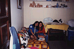 Min kompis Ida och Lorena (äldsta dottern i familjen vi bodde hos i Bolivia)